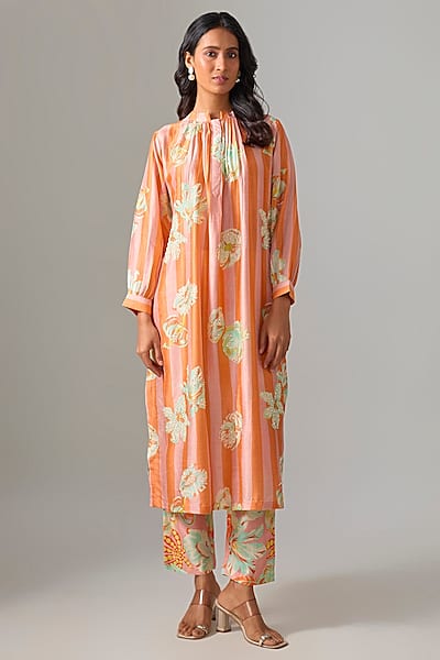 Peach Blended Silk Printed Kurta Set by Archana Shah