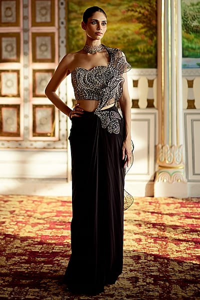 Black Flat Chiffon 3D Leaves Embellished Draped Saree Set by Charu & Vasundhara