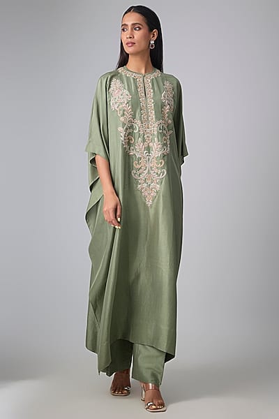 Mint Green Silk Thread Work Kaftan Set by Jayanti Reddy