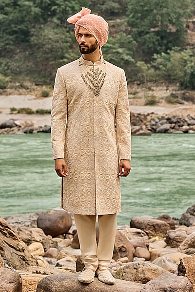 Champagne Gold Raw Silk Resham Embroidered Sherwani Set by NITIKA GUJRAL MEN